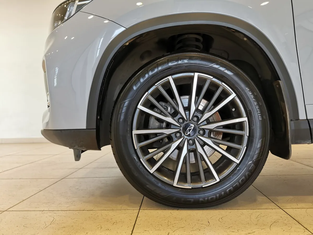 Chery Tiggo 8 Pro Max 2.0T DCT AWD (197 л.с.) Dreamline Серый в АВИЛОН. Слайд №9