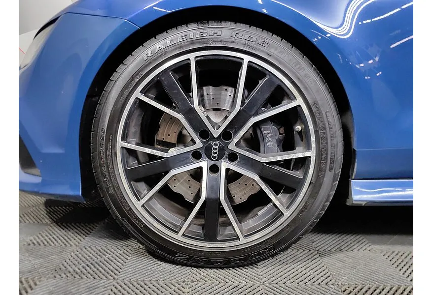 Audi RS 7 4.0 TFSI Tiptronic performance quattro (605 л.с.) Синий в АВИЛОН. Слайд №9