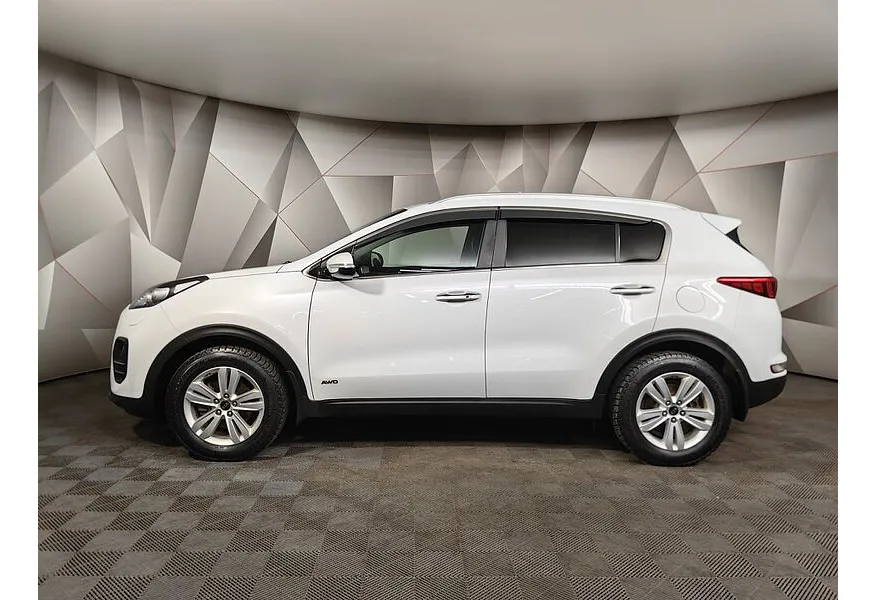 Kia Sportage 2.0 AT 4WD (150 л.с.) Luxe Белый в АВИЛОН. Слайд №5