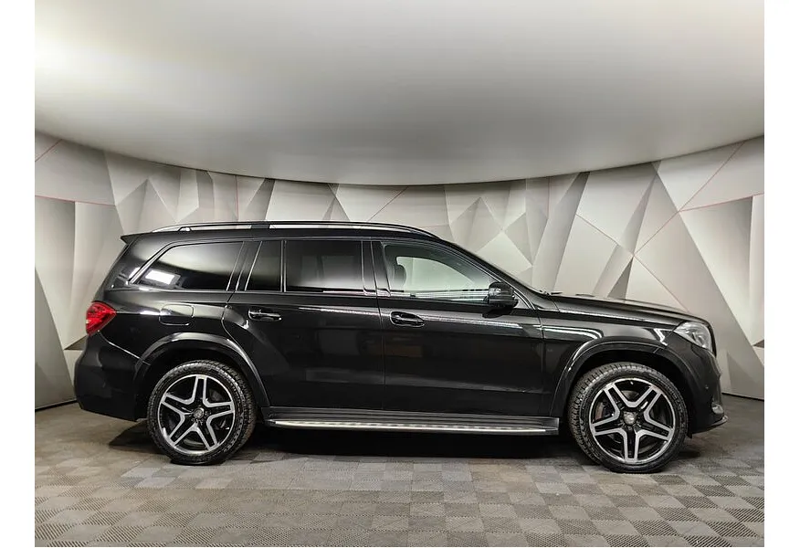 Mercedes-Benz GLS 500 4MATIC 9G-TRONIC (455 л.с.) Особая серия Черный в АВИЛОН. Слайд №6