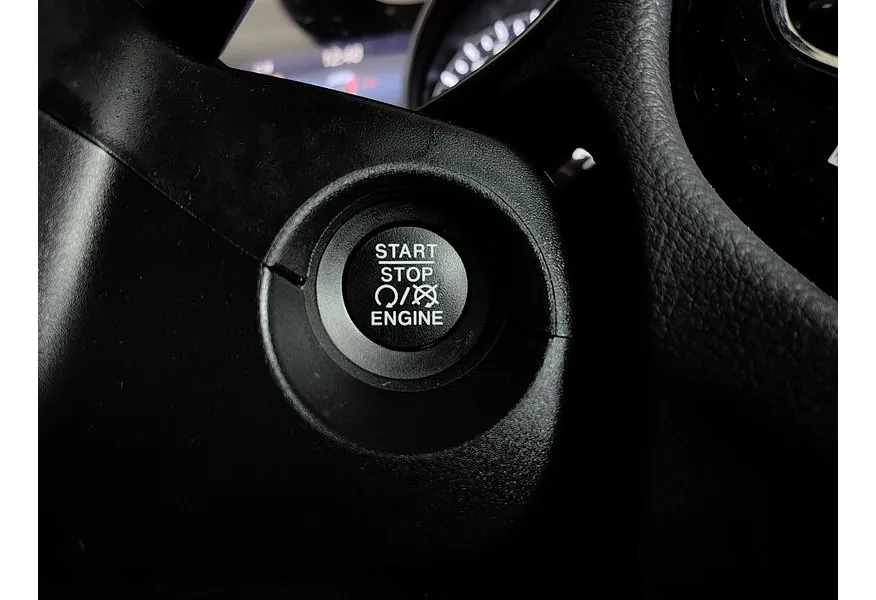 АВИЛОН - Jeep Compass 2.4 4x4 AT (150 л.с.) Limited Черный - slide 20