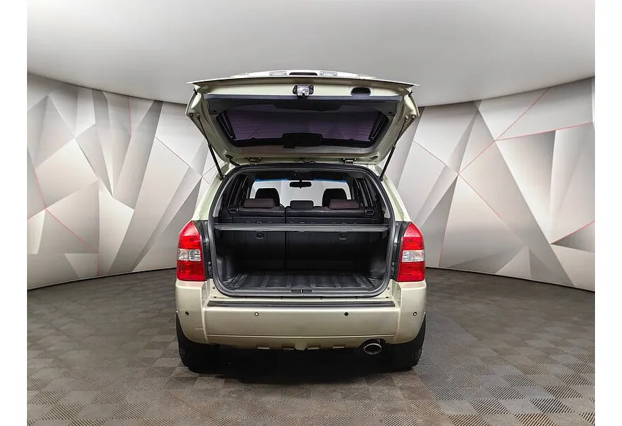 АВИЛОН - Hyundai Tucson 2.0 MT 4WD (140 л.с.) Серебристый - slide 17