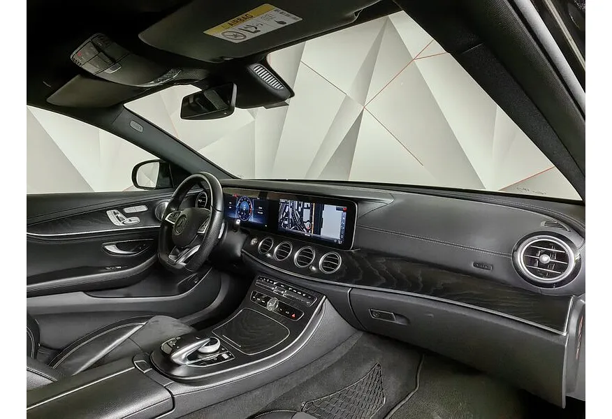Mercedes-Benz E-Класс E 400 4MATIC 9G-TRONIC (333 л.с.) Черный в АВИЛОН. Слайд №13