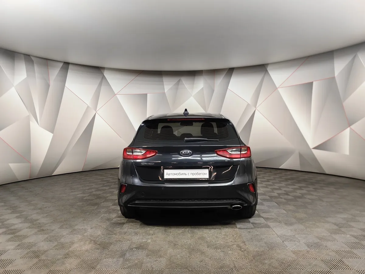 Kia Ceed 1.6 MPI MT (130 л.с.) Comfort Черный в АВИЛОН. Слайд №8