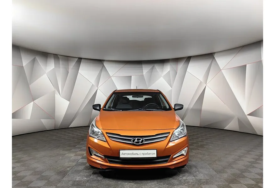 Hyundai Solaris 1.6 MT (123 л.с.) Comfort Оранжевый в АВИЛОН. Слайд №7 Hyundai Solaris 1.6 MT (123 л.с.) Comfort Оранжевый в АВИЛОН. Слайд №7