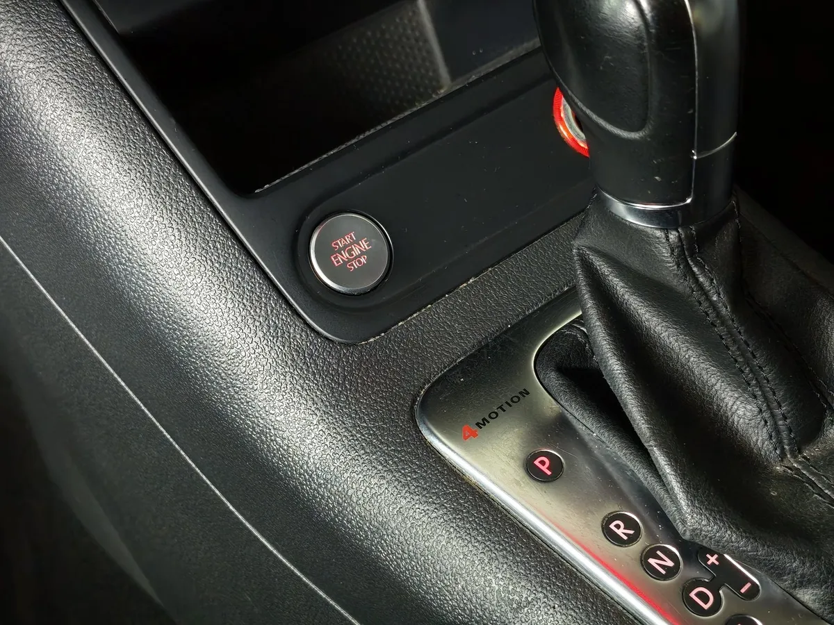 Volkswagen Tiguan 2.0 TSI 4Motion AT (170 л.с.) Sport&Style Черный в АВИЛОН. Слайд №21