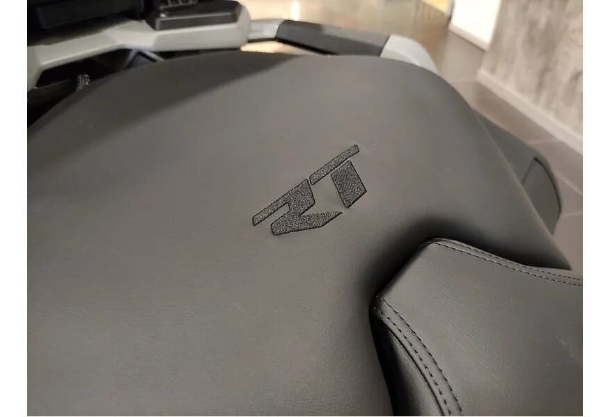 BMW Motorrad R 1300 RT 1300 см³ (145 л.с.) (145) 1300 Зеленый в АВИЛОН. Слайд №9