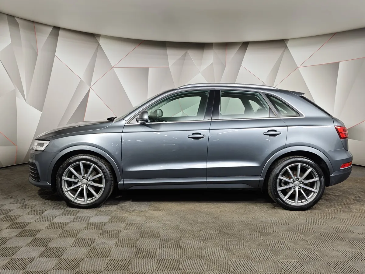 Audi Q3 2.0 TFSI S tronic quattro (180 л.с.) Sport Серый в АВИЛОН. Слайд №5