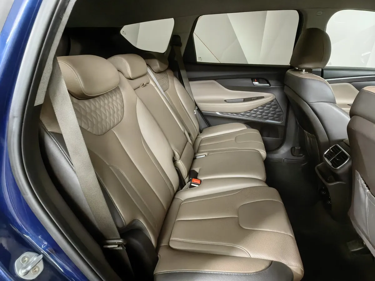 Hyundai Santa Fe 2.4 (188 л.с.) - 6AT Lifestyle Синий в АВИЛОН. Слайд №15