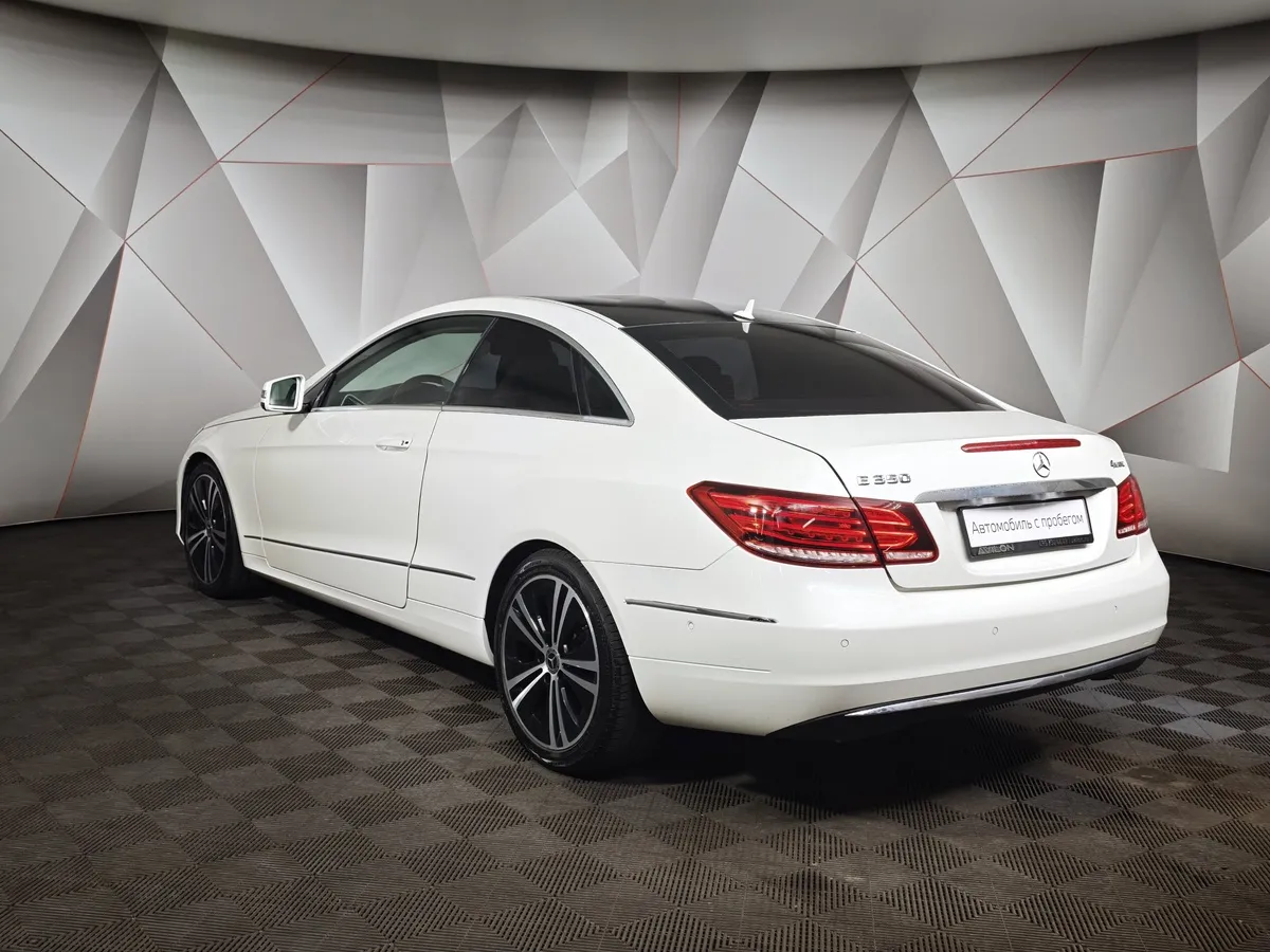 Mercedes-Benz E-Класс E 350 4MATIC 7G-Tronic Plus (272 л.с.) Белый в АВИЛОН. Слайд №4