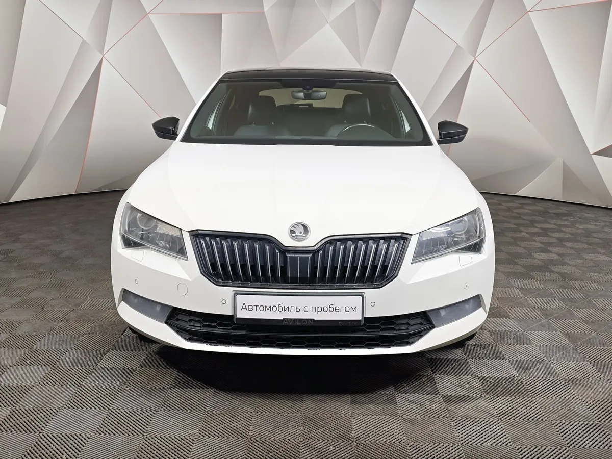 Skoda Superb 1.8 TSI DSG (180 л.с.) Белый в АВИЛОН. Слайд №7
