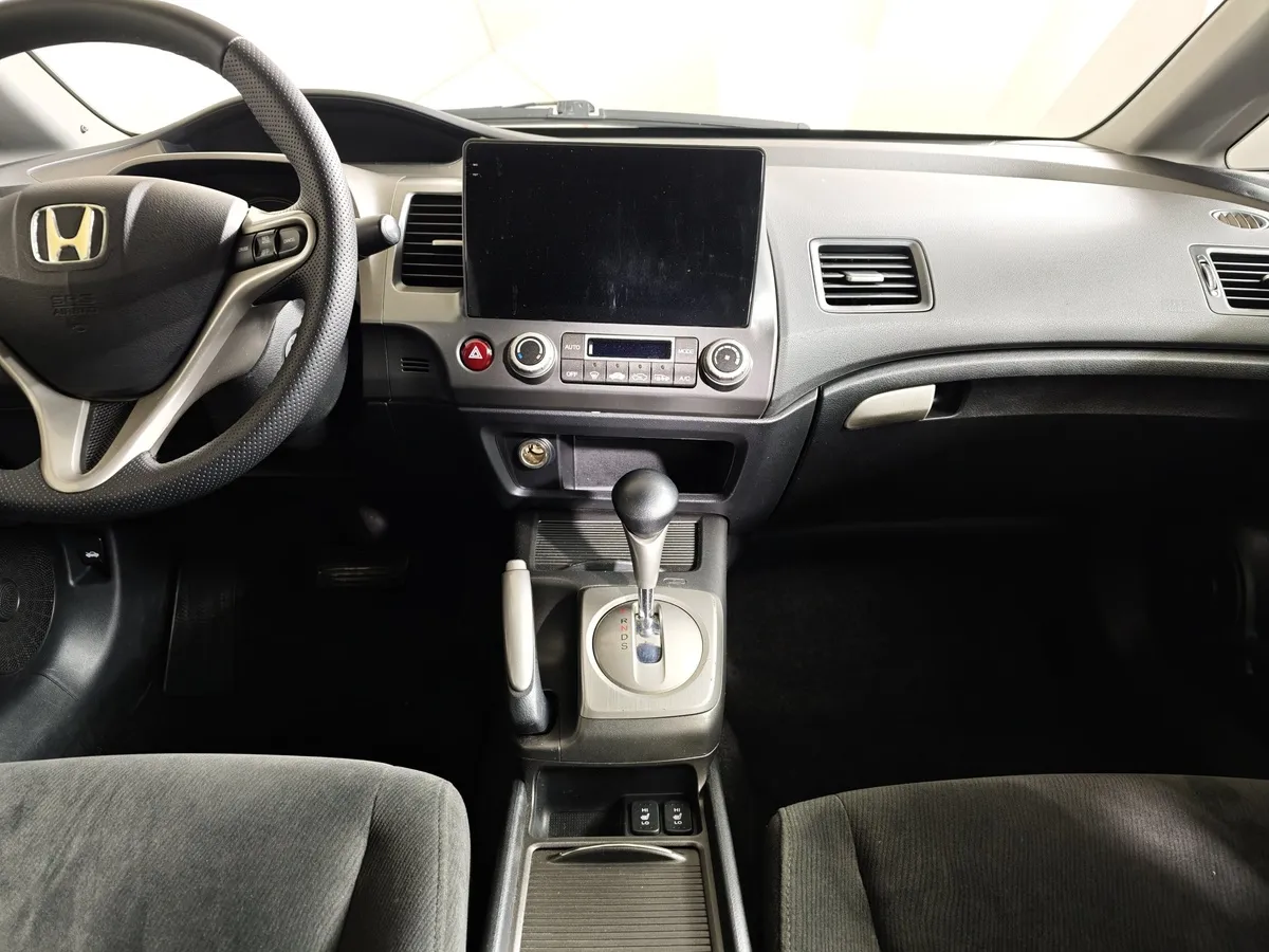 Honda Civic 1.8 AT (140 л.с.) Золотой в АВИЛОН. Слайд №12