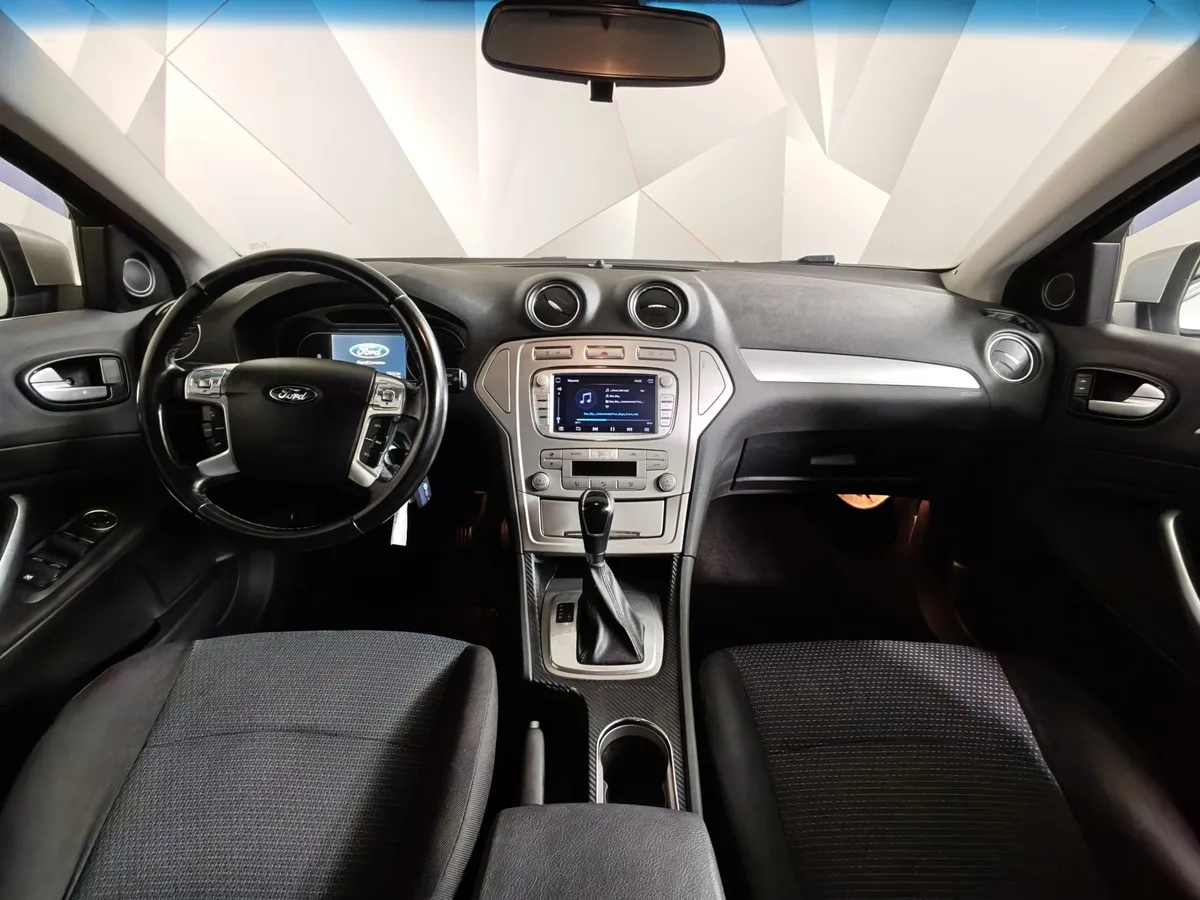 Ford Mondeo 2.3 AT (160 л.с.) Trend Серебристый в АВИЛОН. Слайд №13