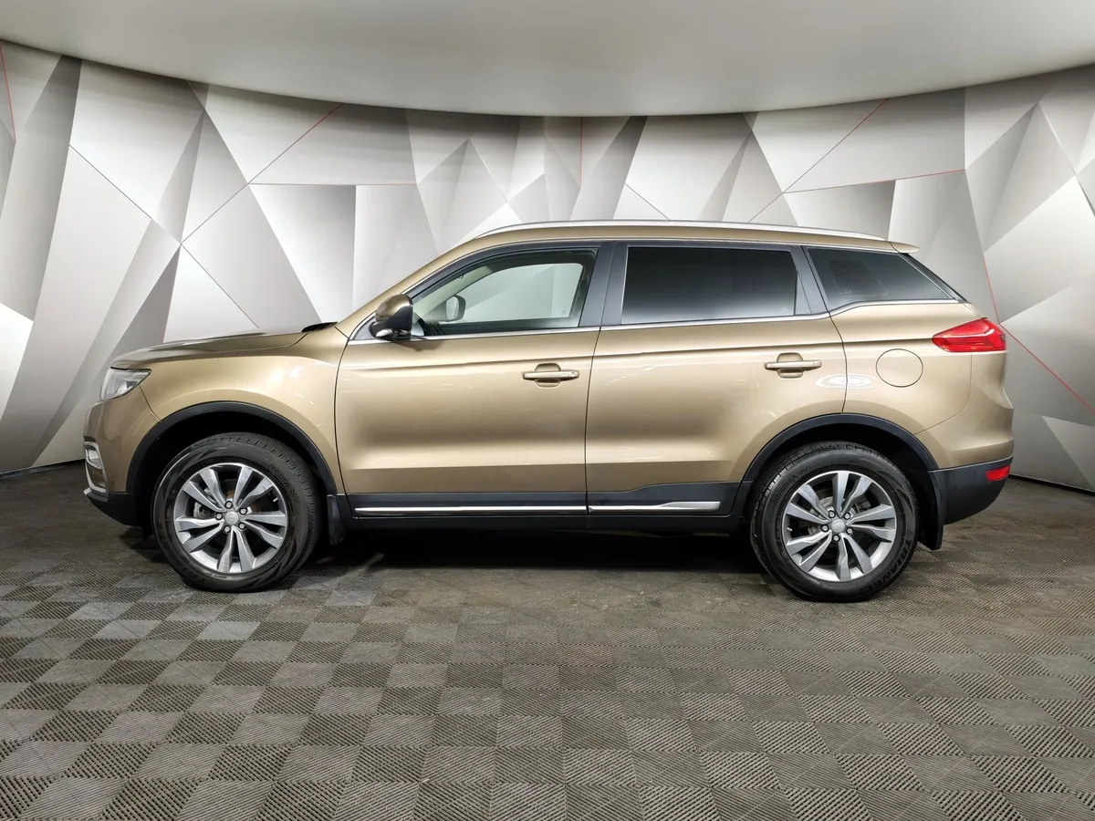 Geely Atlas 2.4 AT (148 л.с.) Comfort Желтый в АВИЛОН. Слайд №5