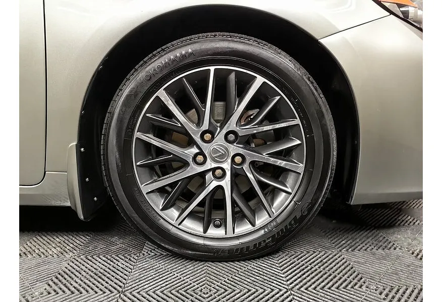 Lexus ES 200 AT (150 л.с.) Серый в АВИЛОН. Слайд №9