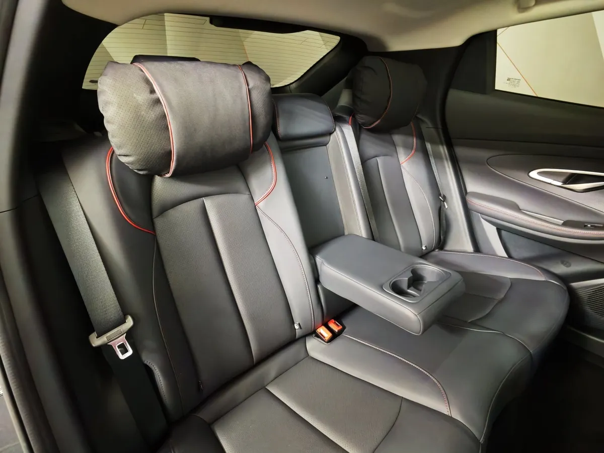 Changan UNI-T 1.5T 7DCT (167 л.с.) Tech Серый в АВИЛОН. Слайд №17