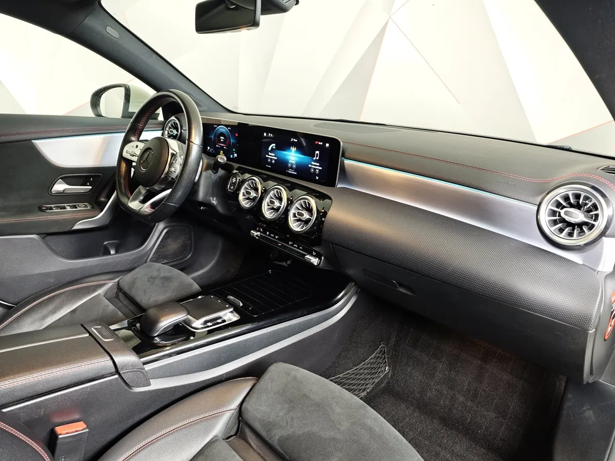 Mercedes-Benz CLA 200 7G-DCT (150 л.с.) Sport Белый в АВИЛОН. Слайд №12