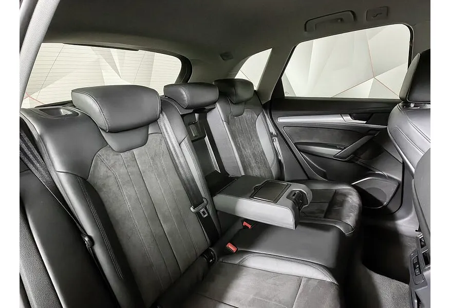 Audi Q5 2.0 TFSI S tronic quattro (249 л.с.) Design Синий в АВИЛОН. Слайд №15