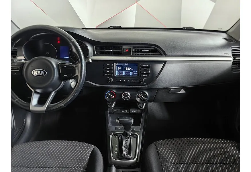 Kia Rio 1.4 AT (100 л.с.) Белый в АВИЛОН. Слайд №14 Kia Rio 1.4 AT (100 л.с.) Белый в АВИЛОН. Слайд №14