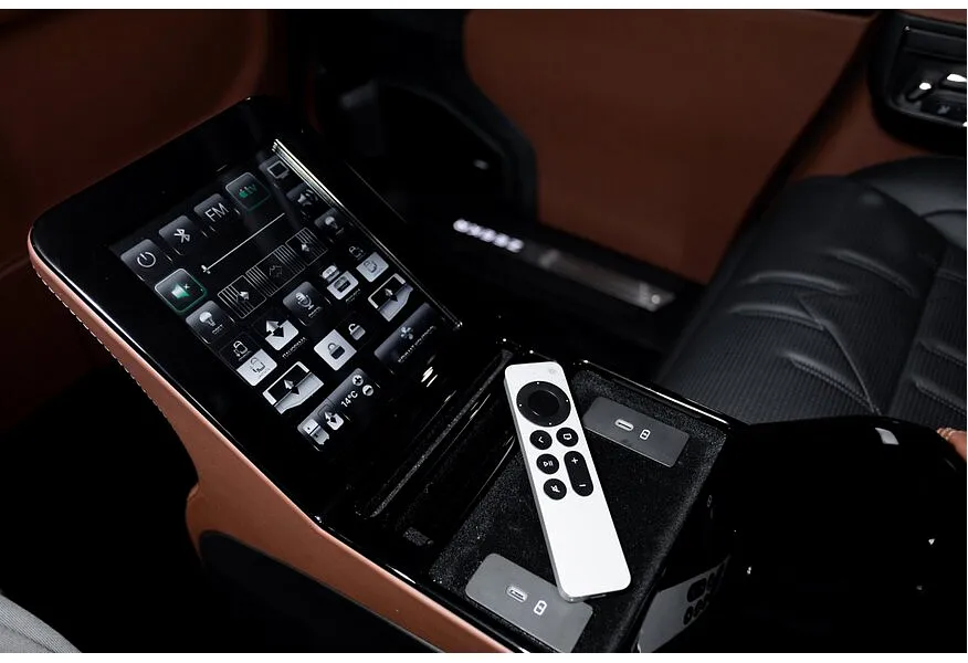 Zeekr 009 AT 4WD (190 л.с.) ME Edition VIP Черный в АВИЛОН. Слайд №13