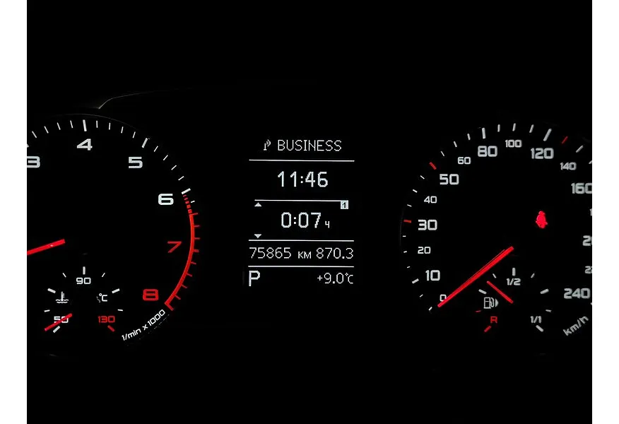 Audi A1 1.4 TFSI S-tronic (122 л.с.) Белый в АВИЛОН. Слайд №18 Audi A1 1.4 TFSI S-tronic (122 л.с.) Белый в АВИЛОН. Слайд №18