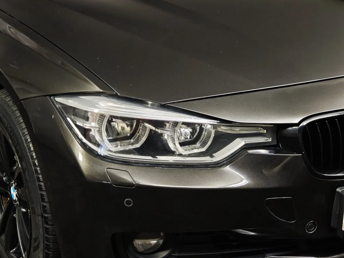 BMW 3 серия 318i AT (136 л.с.) Коричневый в АВИЛОН. Слайд №8