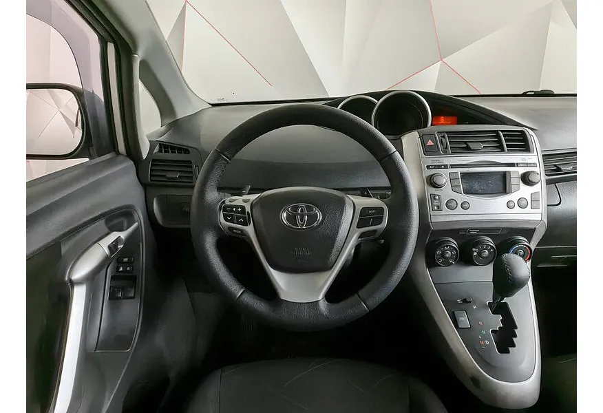 Toyota Verso 1.8 CVT (150 л.с.) Серебристый в АВИЛОН. Слайд №20