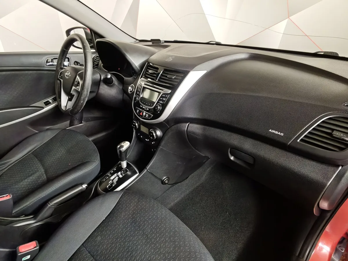 Hyundai Solaris 1.6 AT (123 л.с.) Comfort Красный в АВИЛОН. Слайд №11