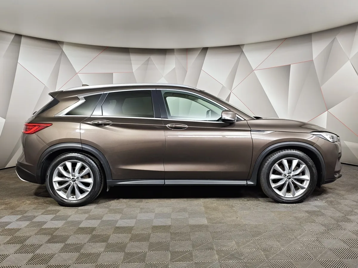 Infiniti QX50 2.0 VC-T CVT AWD (249 л.с.) Коричневый в АВИЛОН. Слайд №6