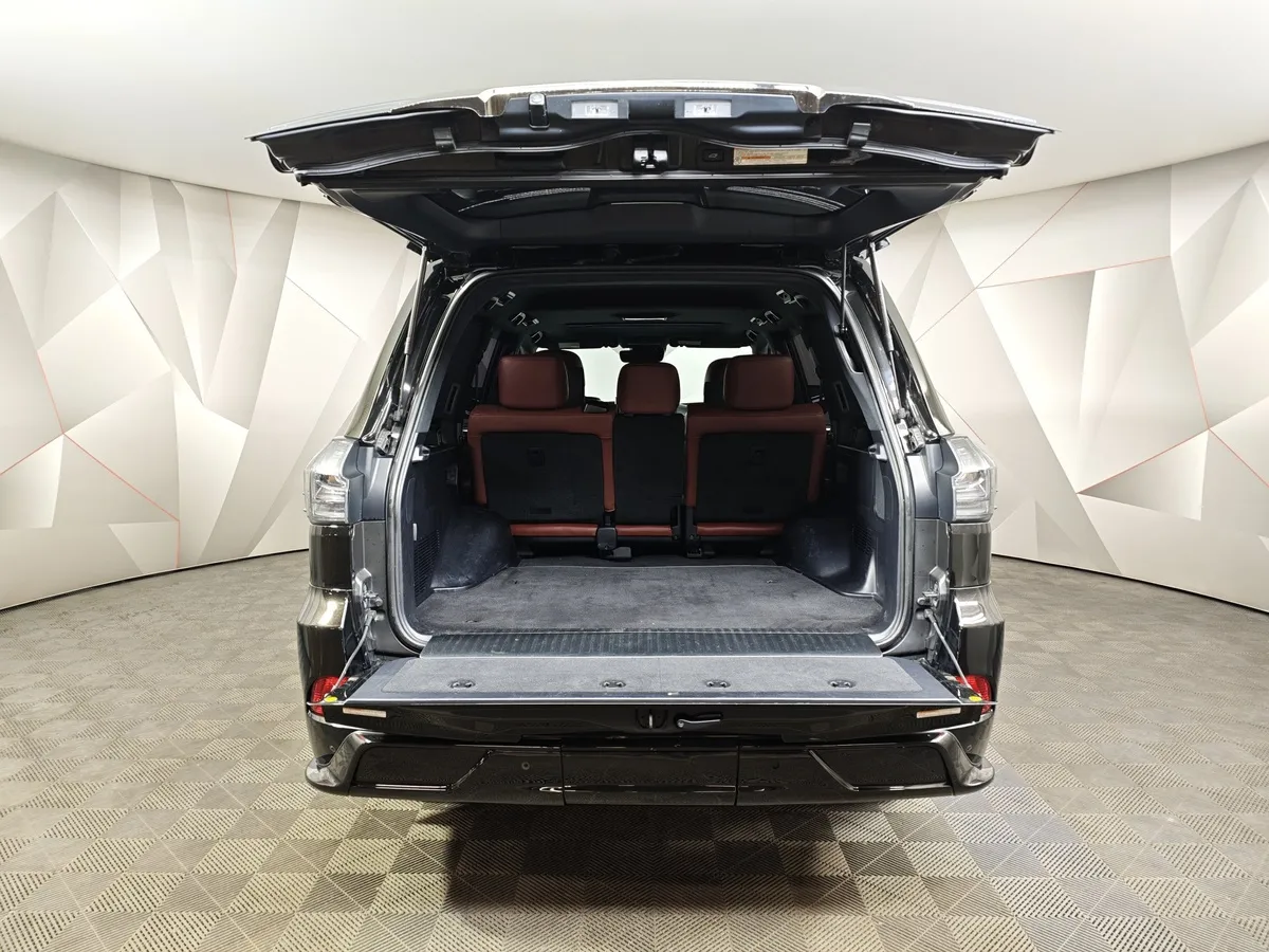 Lexus LX 570 AT (367 л.с.) Черный в АВИЛОН. Слайд №12
