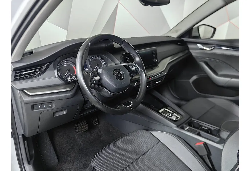 Skoda Octavia 1.4 AT FWD (150 л.с.) Style Plus Белый в АВИЛОН. Слайд №19