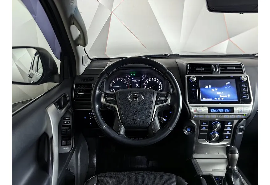 Toyota Land Cruiser Prado 4.0 AT AWD (249 л.с.) Черный в АВИЛОН. Слайд №20