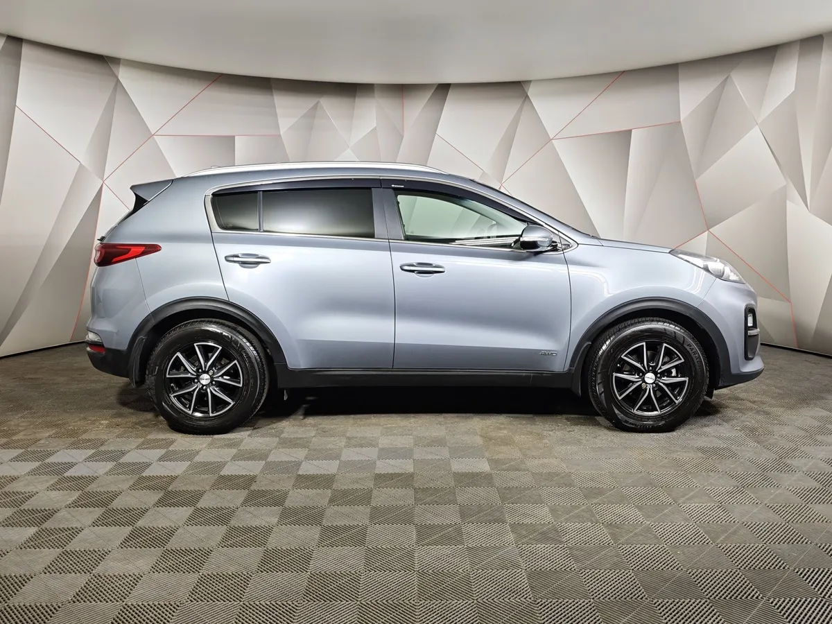 Kia Sportage 2.0 MPI AT 4WD (150 л.с.) Luxe Серебристый в АВИЛОН. Слайд №6
