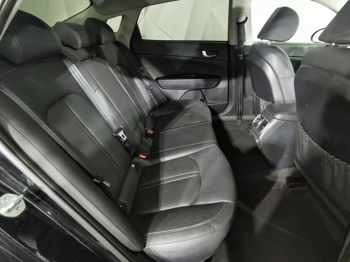 Kia Optima 2.0 AT (150 л.с.) Черный в АВИЛОН. Слайд №15