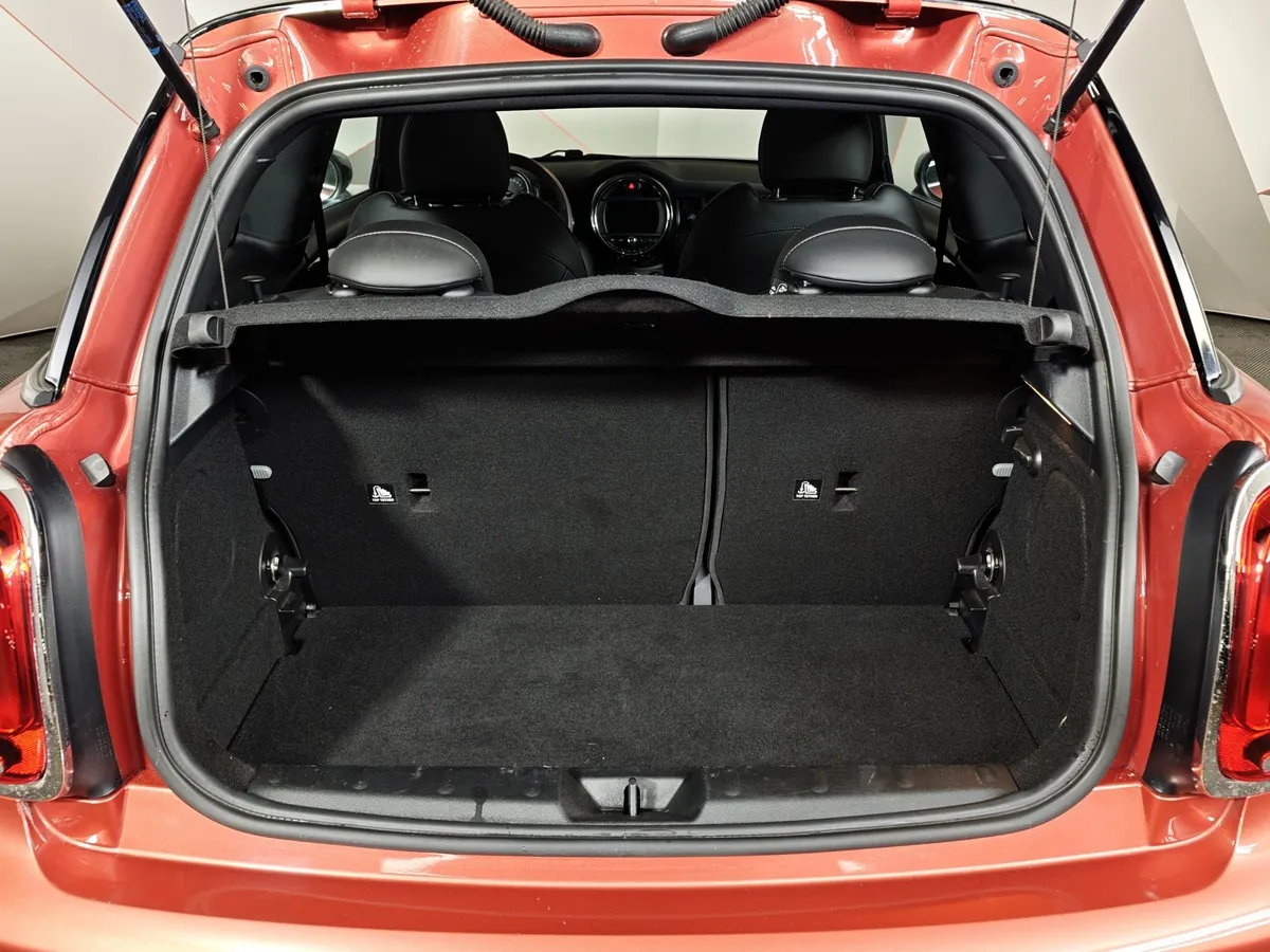 MINI 3 двери 1.5 AT (136 л.с.) Красный в АВИЛОН. Слайд №9