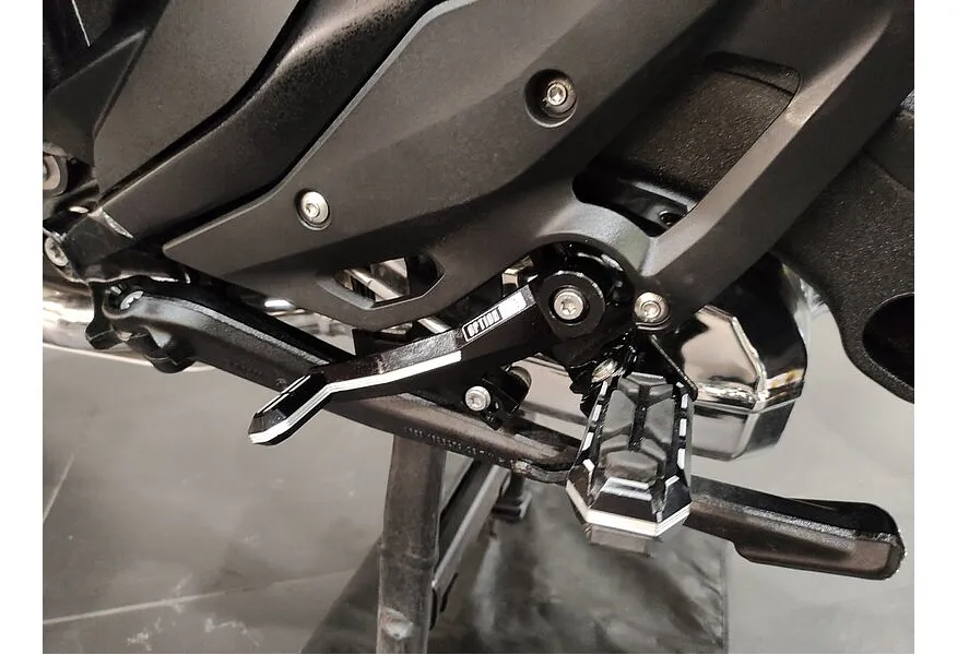 BMW Motorrad R 1300 GS R 1300 GS 1300 см³ (145) 1300 Зеленый в АВИЛОН. Слайд №8