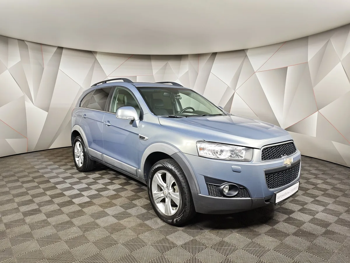 Chevrolet Captiva 2.4 MT (5 мест) (167 л.с.) LT Серый в АВИЛОН. Слайд №3