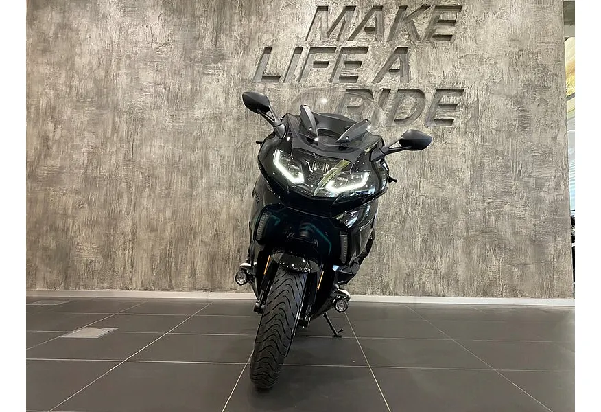 BMW Motorrad K 1600 GT K 1600 GT 1649 см³ (160) 1649 Черный в АВИЛОН. Слайд №5