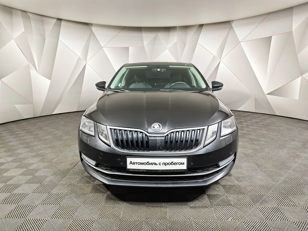 Skoda Octavia 1.6 AT (110 л.с.) Черный в АВИЛОН. Слайд №7