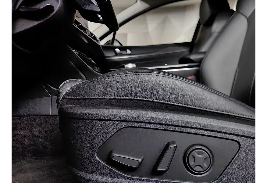 Kia K5 2.0 MPI AT 2WD (150 л.с.) Luxe Черный в АВИЛОН. Слайд №23