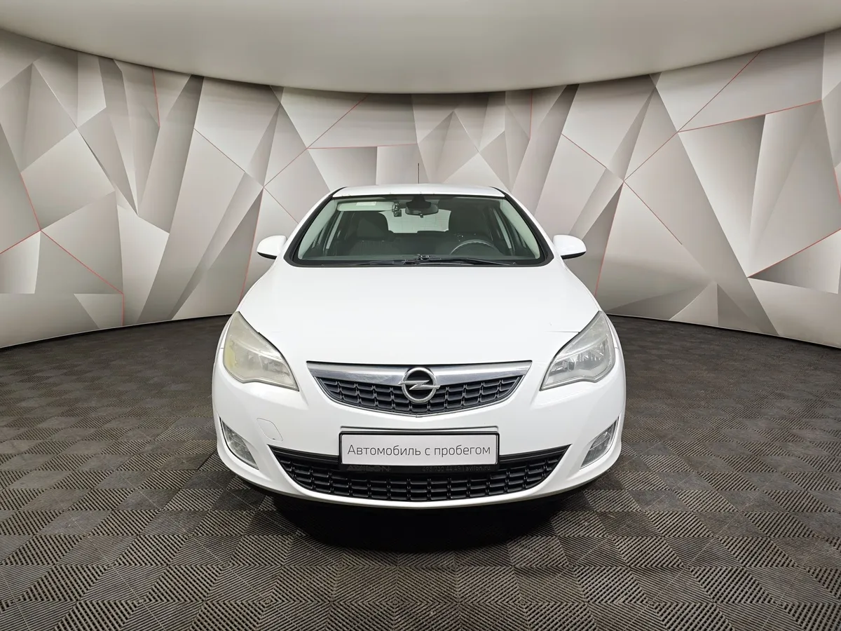 Opel Astra 1.6 AT (115 л.с.) Белый в АВИЛОН. Слайд №7