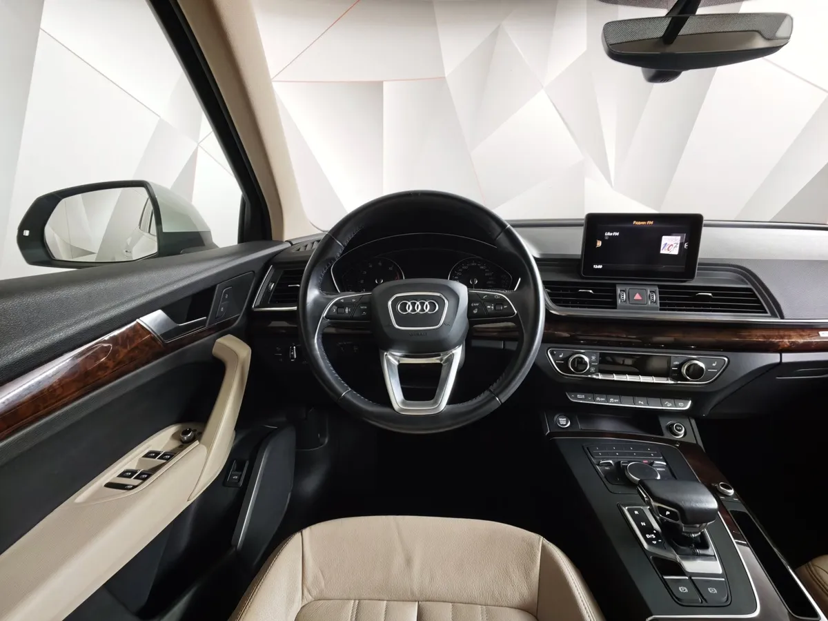 Audi Q5 2.0 TFSI S tronic quattro (249 л.с.) Design Белый в АВИЛОН. Слайд №19