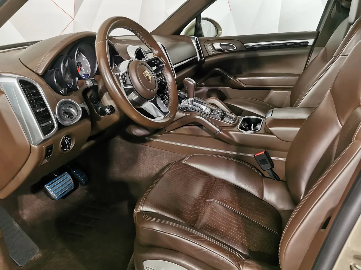 Porsche Cayenne S 3.6 Tiptronic S AWD (420 л.с.) Коричневый в АВИЛОН. Слайд №18