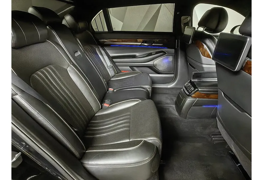 Genesis G90 3.3 T-GDI AT AWD (5 мест) (370 л.с.) Elite Черный в АВИЛОН. Слайд №15