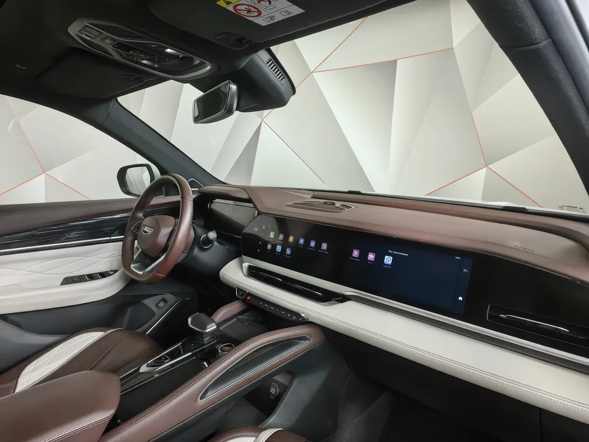 Geely Monjaro 2.0T 8AT 4WD (238 л.с.) Flagship Белый в АВИЛОН. Слайд №13