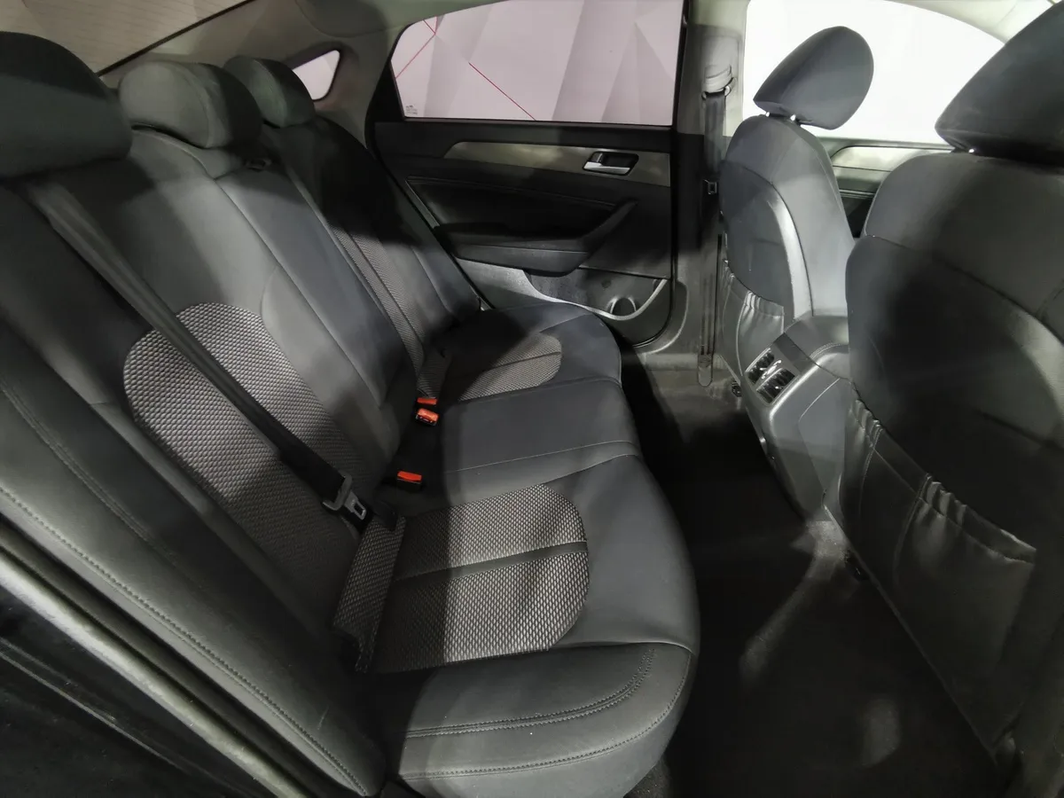 Hyundai Sonata 2.0 AT (150 л.с.) Primary Черный в АВИЛОН. Слайд №15