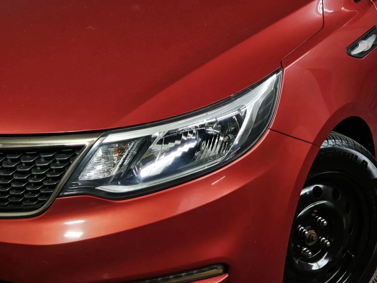 Kia Rio 1.6 AT (123 л.с.) Красный в АВИЛОН. Слайд №10