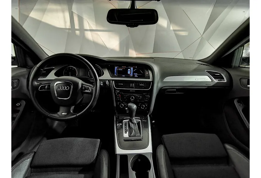 Audi A4 2.0 TFSI S tronic quattro (211 л.с.) S-Line Черный в АВИЛОН. Слайд №14