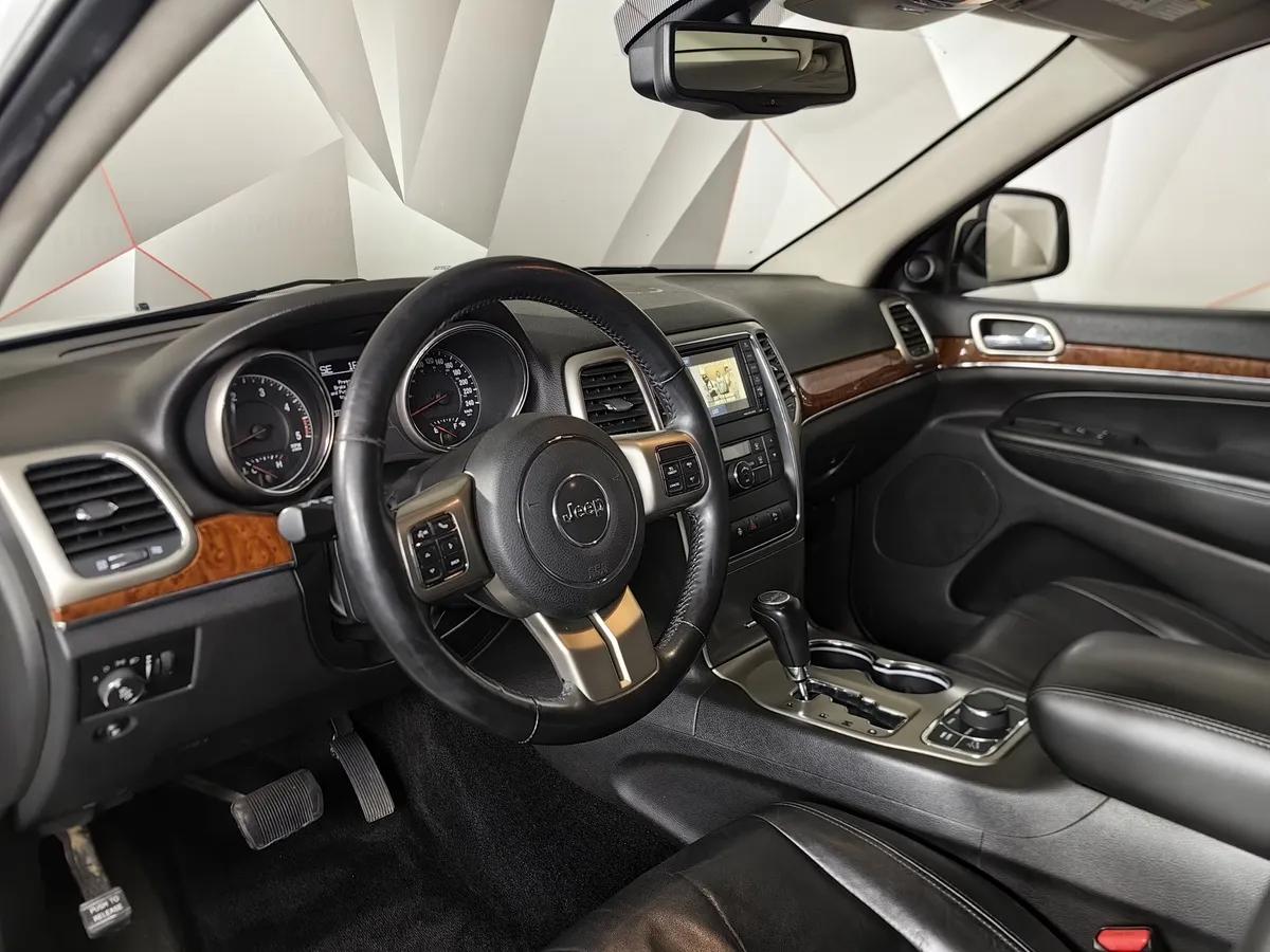 Jeep Grand Cherokee 3.0 TD AT (241 л.с.) Белый в АВИЛОН. Слайд №19