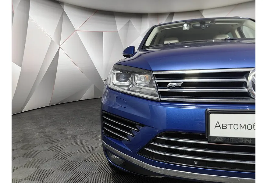 Volkswagen Touareg 3.0 TDI Tiptronic 4Motion (204 л.с.) Синий в АВИЛОН. Слайд №10